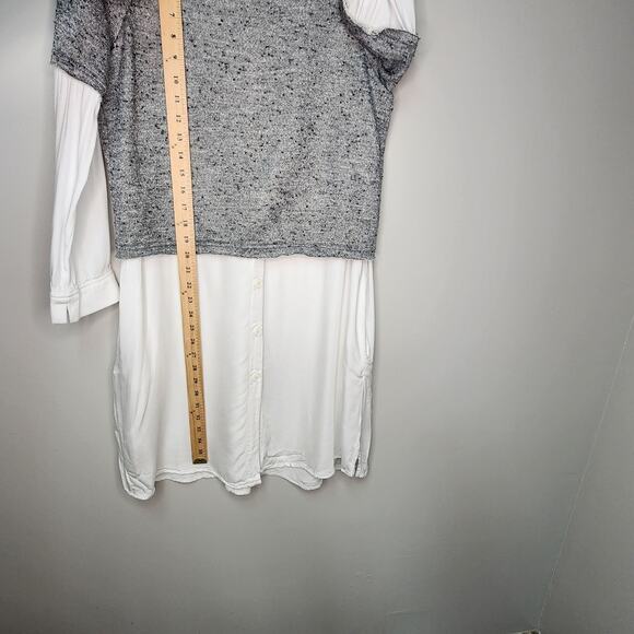 Violet White button down Shirt with attached Gray Sweater size Medium - Picture 5 of 5